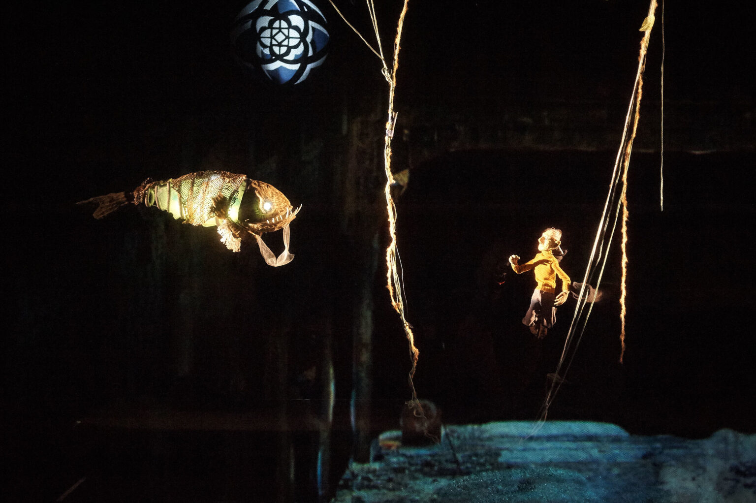 Maria-Elina Koivula: VEDENALAINEN - Aura Of Puppets
